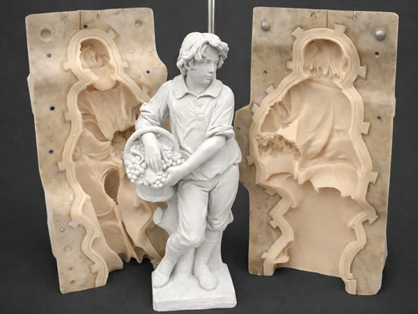 制作轻量玻璃纤维树脂外壳作为模具支撑